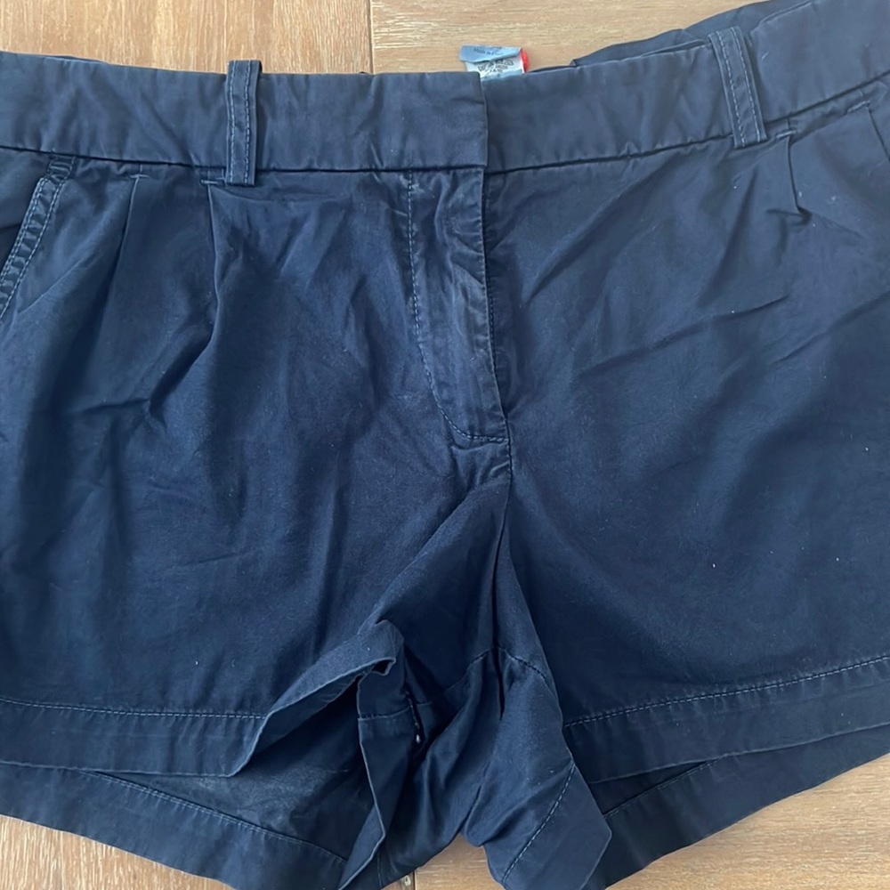 Pleated capeside chino short